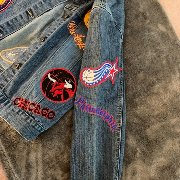 NBA Basketball Patched Denim Jacket - Picture 4 of 5